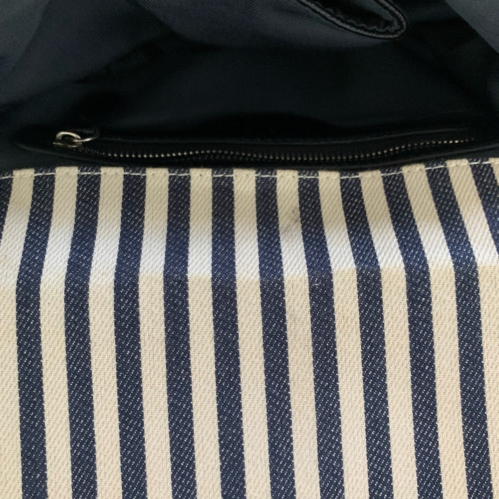 Purse - Picture 6 of 6